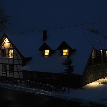Lehmlounge Apartman Monschau Szoba fotó